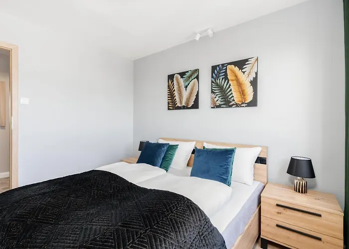 Appartement Stylish Near Wroclavia For 4 Guests By Renters