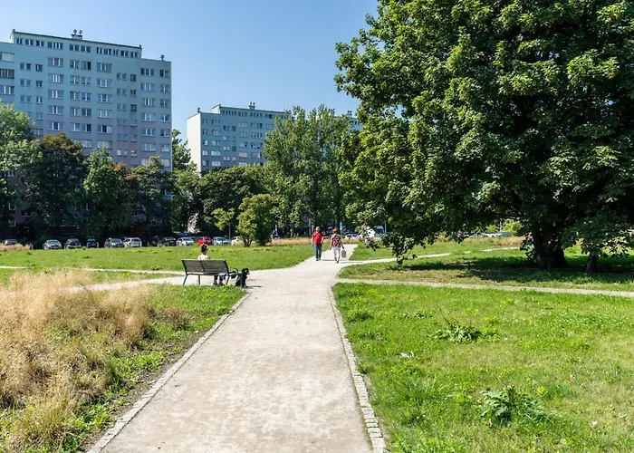 Stylish Near Wroclavia For 4 Guests By Renters Appartement